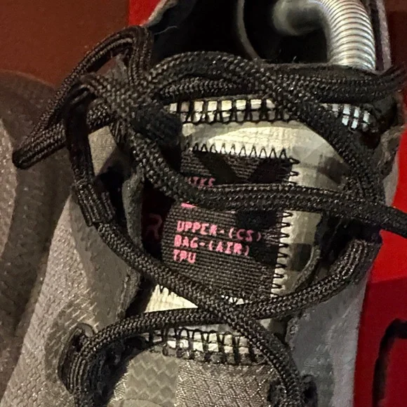 Nike Air Vapormax 2019 Throwback Future Shoes Women's Size 10.5 Gray Black Laser - Picture 8 of 8